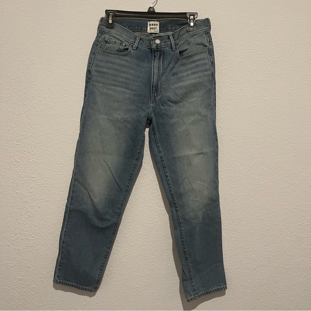 Aritzia Sunday Best Straight Leg High Waisted Medium Wash Denim Jeans Size 6